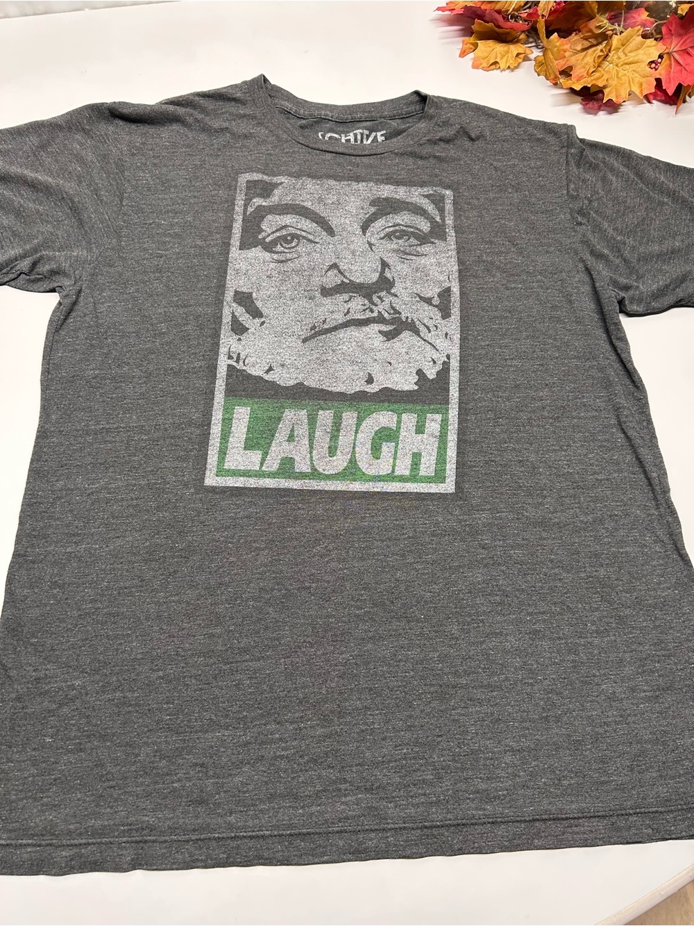 Chive Men's Gray 'LAUGH' Graphic Short Sleeve Tee